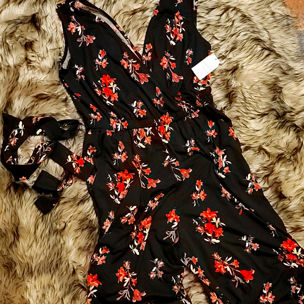 V neck jumpsuit